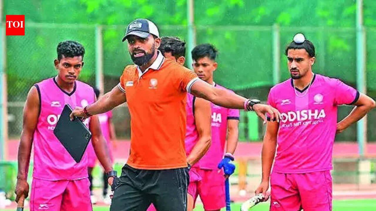 ‘परदेशी प्रशिक्षकाला हटवले’: पीआर श्रीजेशची भारतीय हॉकीवर टीका, विचारले: ‘भारतीय प्रशिक्षक हॉकीचा विकास करू शकत नाहीत का?’ | हॉकी बातम्या