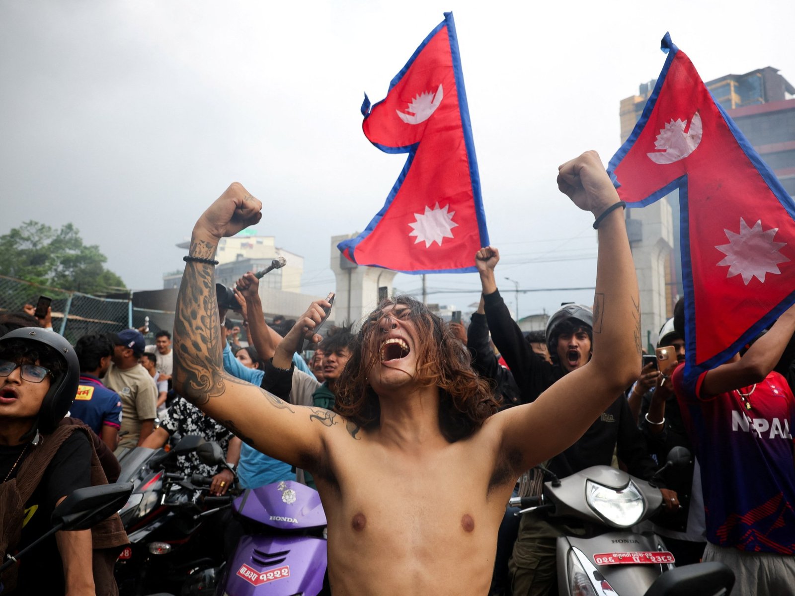 नेपाळचे जनरल झेड यांनी जुन्या पक्षांना बाहेर फेकले आहे. मुख्य निवडणुकीत त्यांना मतदान करणार का? | निवडणुकीच्या बातम्या