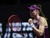 डब्ल्यूटीए फायनलमध्ये त्रुटी प्रवण स्वीयटेक रायबाकिना कडे पडली