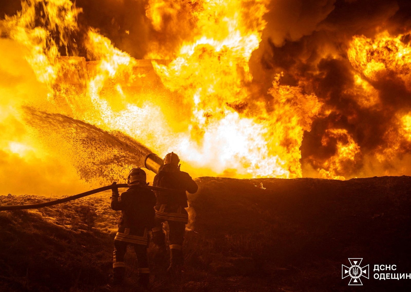 जिनिव्हा येथे रशिया, युक्रेन शांतता चर्चेला बसल्याने ट्रम्प यांनी कीववर दबाव वाढवला | बातमी