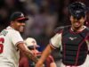 Braves down Cubs 30 विजयांपर्यंत पोहोचणारा पहिला संघ बनला