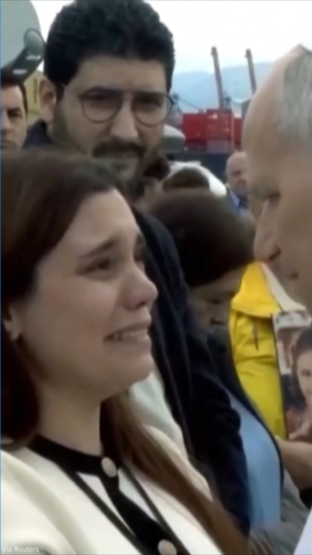 पहा: पोप लिओ प्राणघातक 2020 बेरूत बंदर स्फोटांच्या ठिकाणी प्रार्थना करतात