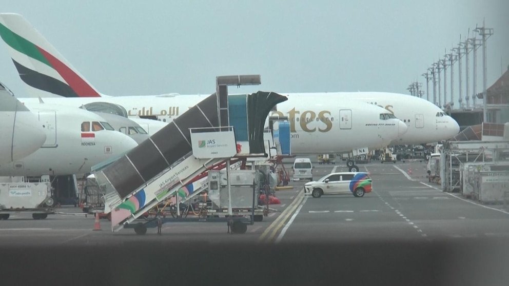 पहा: पेंटागॉनने इराणशी वाढलेल्या संघर्षादरम्यान अमेरिकन लोकांना मध्य पूर्व सोडण्याचे आवाहन केले