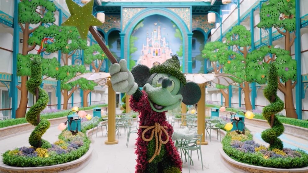 व्हिडिओ डिस्ने ॲडव्हेंचर्स सिंगापूरहून प्रवास करण्यासाठी