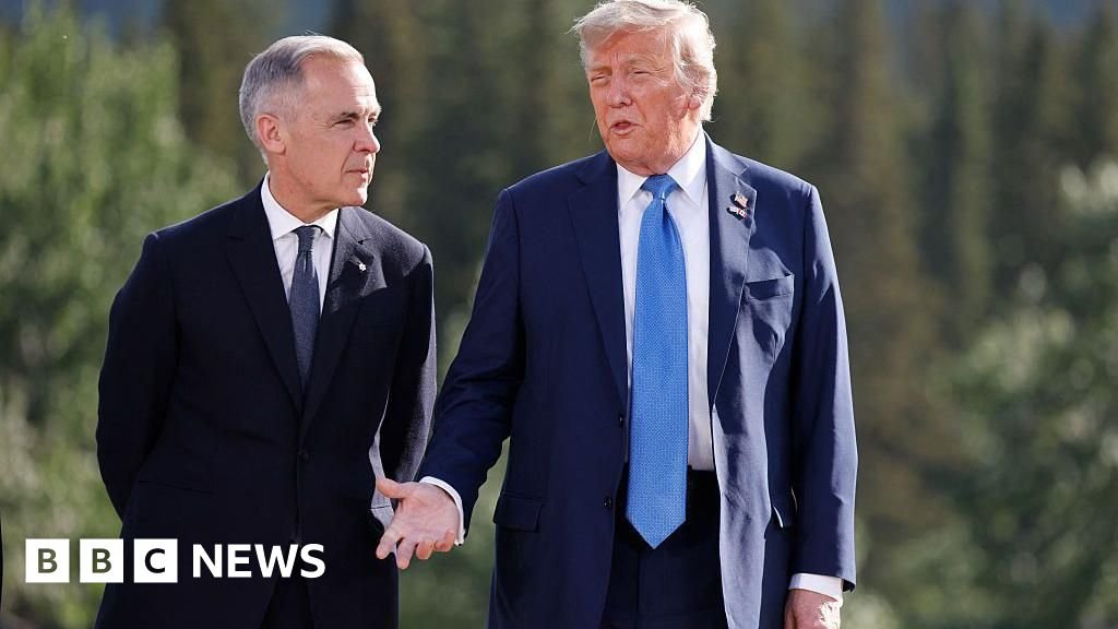 ट्रम्प यांनी चीन व्यापार चर्चेत कॅनडावर 100% टॅरिफची धमकी दिली