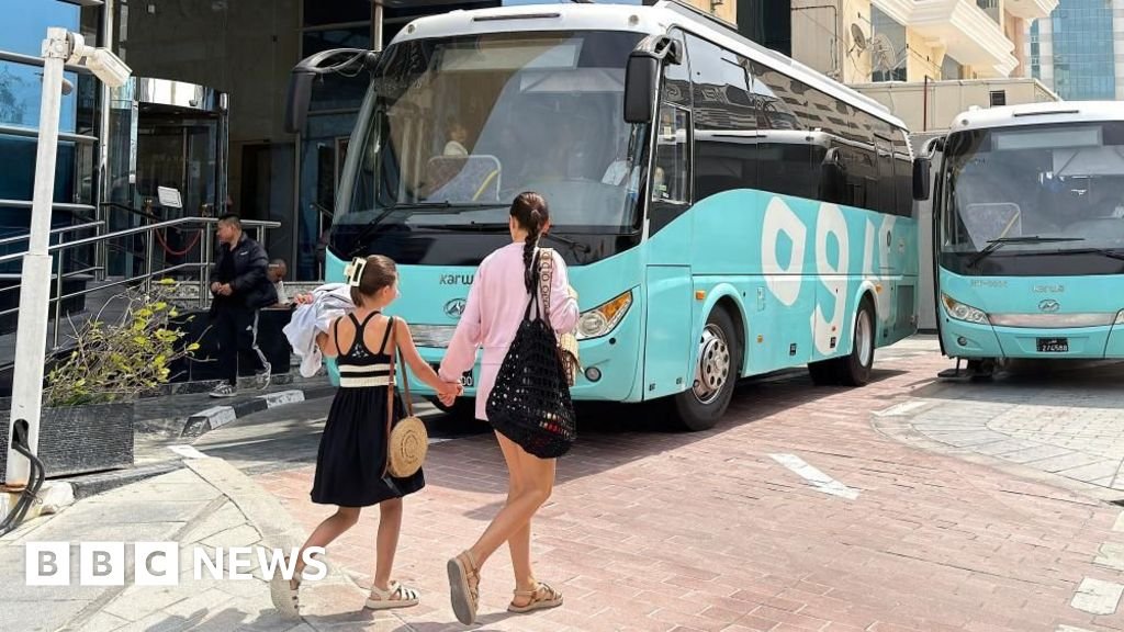 संघर्ष वाढत असताना अमेरिकन नागरिकांना मध्य पूर्व सोडण्याचे आवाहन करण्यात आले आहे