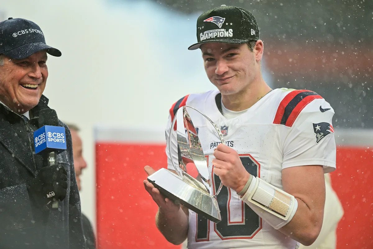 देशभक्त एचसी माईक व्राबेलने ड्रेक मेयरच्या उजव्या खांद्याला दुखापत नाकारली