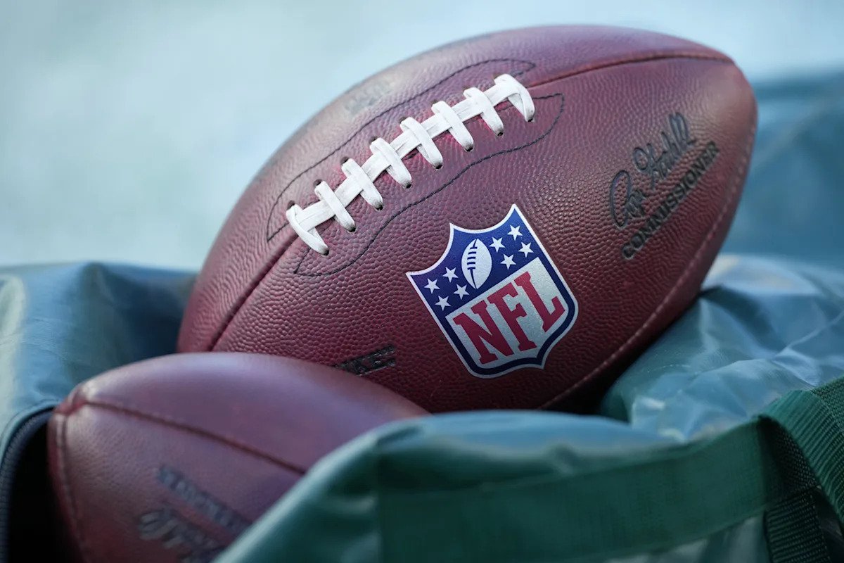 2026 NFL वेळापत्रक प्रकाशन मार्गदर्शक: सर्व 32 संघांसाठी किकऑफ, मॅचअप, ब्रॉडकास्ट नेटवर्क
