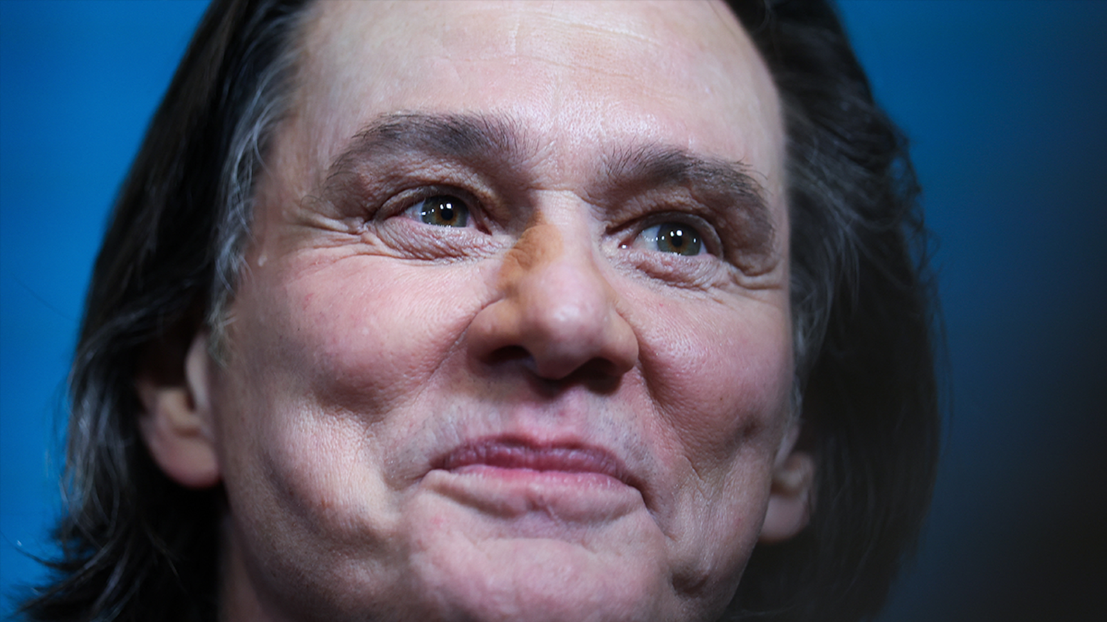 लोक जिम कॅरीच्या अवॉर्ड शोमध्ये त्याच्या लूकचे अत्याधिक विश्लेषण करतात