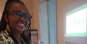 सर्कल ऑफ फ्रेंड्स कॅरिबियन अपंगत्व परिषदेत सर्वसमावेशक लैंगिक आरोग्य शिक्षण आणि पुस्तके सादर करते