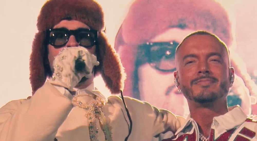 बॅड बनी आणि जे बाल्विन यांचा अनेक वर्षांच्या वियोगानंतर समेट झाला आहे