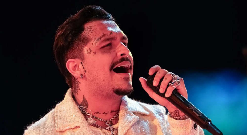 नोडलने “Miel con liquor” हे गाणे रिलीज केले आणि गाण्याच्या अर्थाने चाहत्यांना आश्चर्यचकित केले