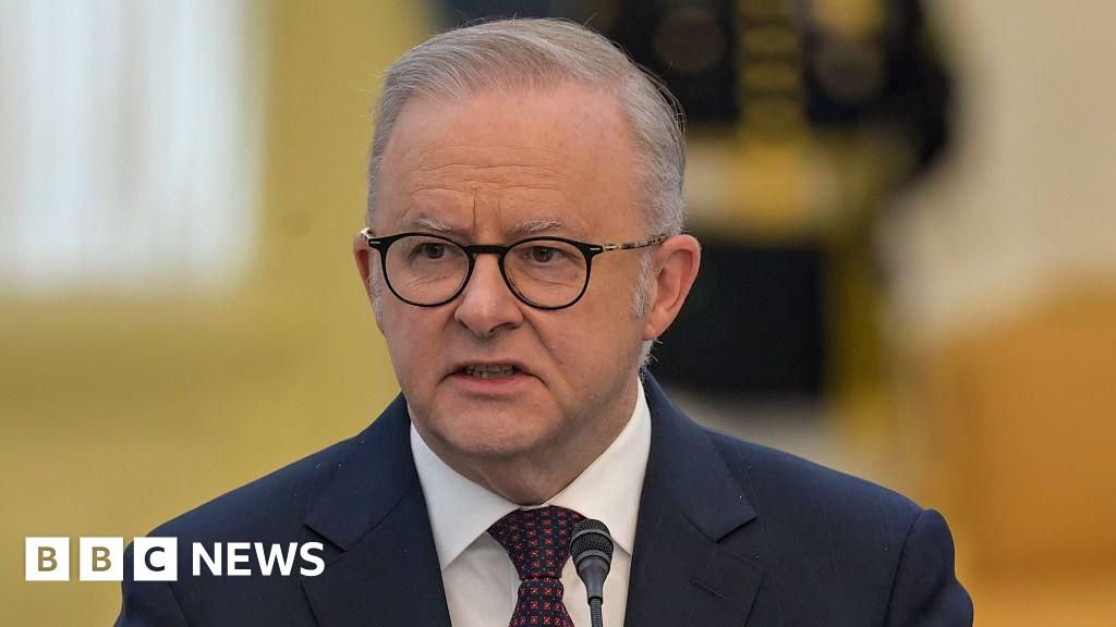 चिनी नृत्य मंडळाच्या दौऱ्यामुळे ऑस्ट्रेलियाच्या पंतप्रधानांविरुद्ध बॉम्बची धमकी