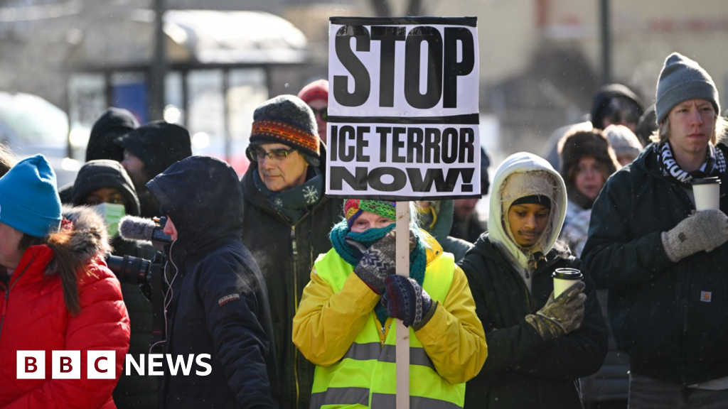 एनआरए आणि इतर यूएस गन कार्यकर्ते मिनियापोलिस गोळीबारावर ट्रम्प अधिकाऱ्यांच्या विरोधात मागे ढकलत आहेत