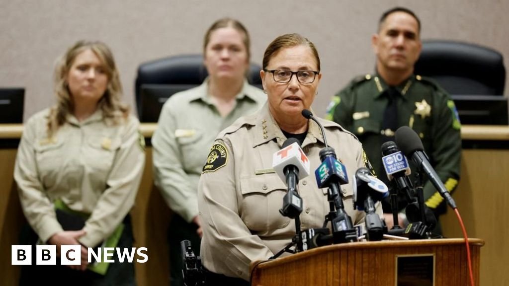 कॅलिफोर्नियामध्ये हिमस्खलनात आठ स्कीअर मृतावस्थेत सापडले आहेत