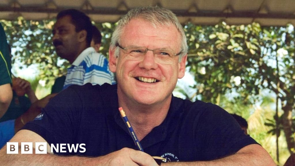 ‘माझ्या पतीने सेक्स आणि पुरातन वस्तूंसाठी £600k चोरले’ – ड्रग साइड इफेक्ट्स कुटुंबांना वेगळं करतात