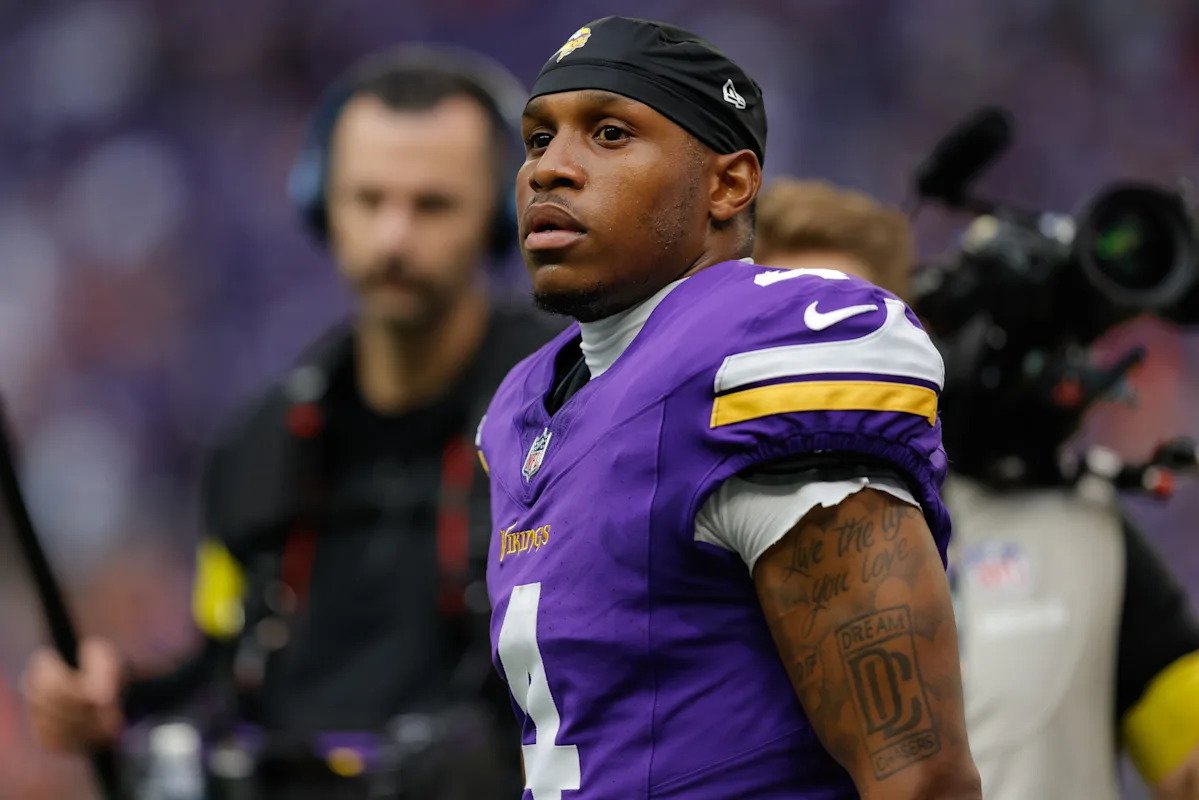 Vikings WR Rondale मूर 25 येथे मरण पावला: अहवाल