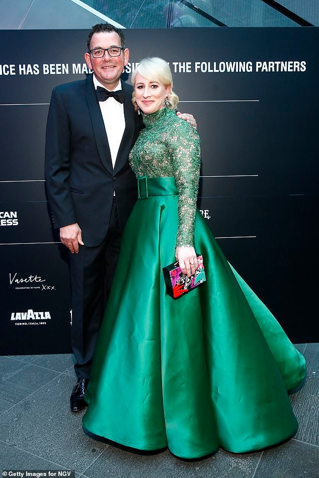 डॅन अँड्र्यूजला एक अत्यंत क्लेशकारक वैद्यकीय भाग आहे ज्यामुळे माजी व्हिक्टोरियन प्रीमियर थकले आहेत