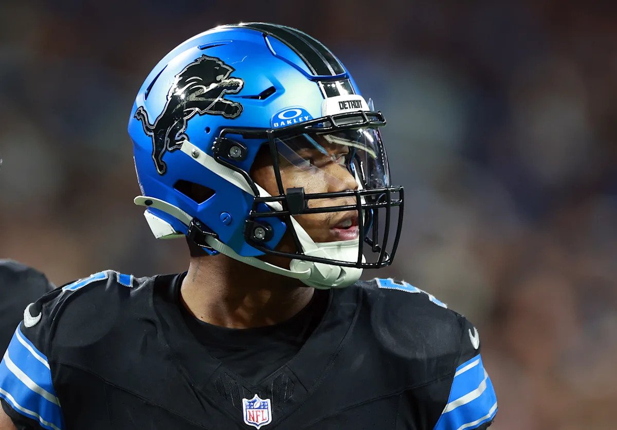 लायन्सने अनुभवी आरबी डेव्हिड माँटगोमेरी यांचा टेक्सन्समध्ये व्यापार केला