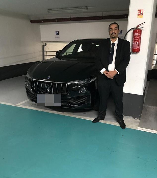 गोंधळलेल्या रांगेत डेव्हिड लॅमीने ‘गुंडासारखे वागले’ असा दावा करणाऱ्या टॅक्सी चालकाला उपपंतप्रधानांचे सामान चोरल्यापासून मुक्त करण्यात आले आहे.