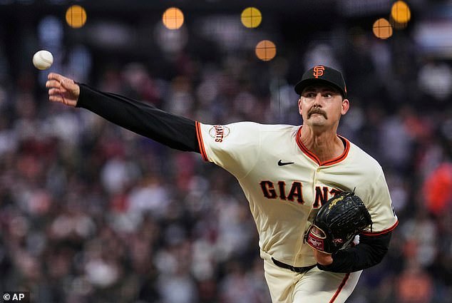 पिचर विरुद्ध बॉम्बशेल ‘गैरवापर’ आणि ‘अफेअर्स’ आरोपांच्या चौकशीनंतर MLB नियम