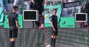 बुंडेस्लिगा सामन्या 2 | दरम्यान त्रासदायक चाहता VAR स्क्रीन डिस्कनेक्ट करतो पहा | फुटबॉल बातम्या