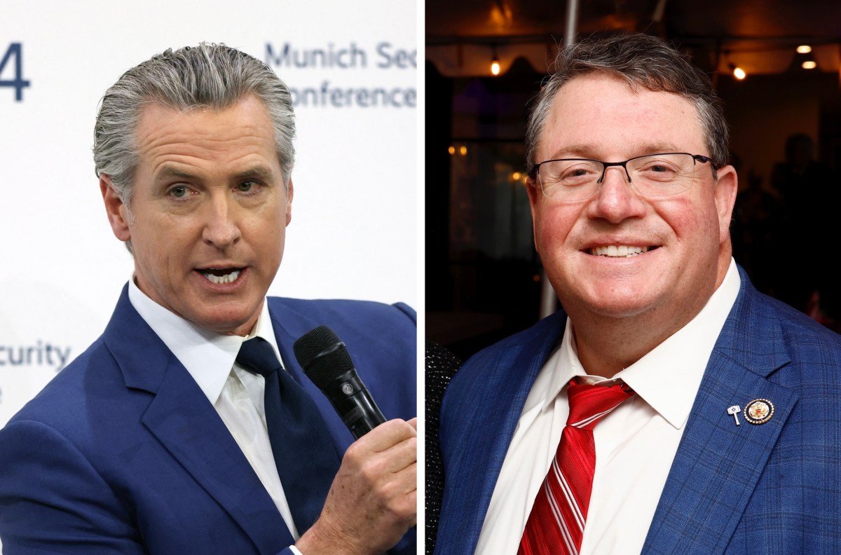 गेविन न्यूजम यांनी ‘वर्णद्वेषी स्लॉब’ रँडी फाईनला राजीनामा देण्याची मागणी केली