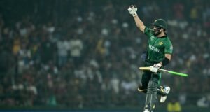 T20 विश्वचषक 2026: पाकिस्तानने श्रीलंकेचा पराभव केला, पण उपांत्य फेरीतून बाहेर पडला