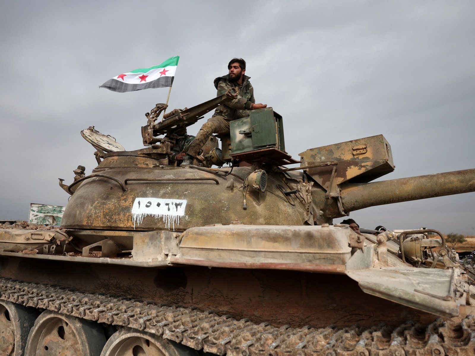 सीरियाच्या सैन्याने कुर्दीशांच्या ताब्यातील प्रदेशात प्रगती केल्याने अमेरिकेने डी-एस्केलेशनचे आवाहन केले आहे सीरिया युद्ध बातम्या