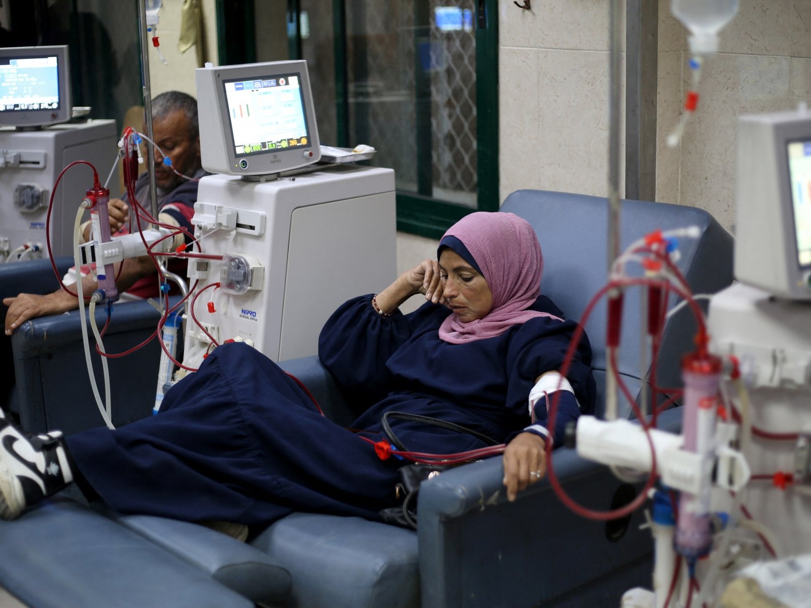 इस्रायली युद्धादरम्यान गाझाच्या अल-अक्सा हॉस्पिटल ICU रूग्णांचा जीव धोक्यात | इस्रायल-पॅलेस्टाईन संघर्ष बातम्या