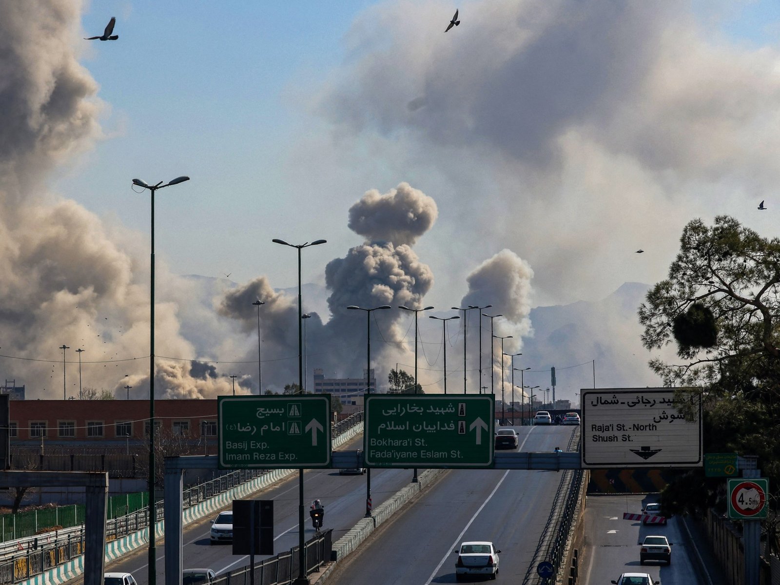 इराण लाइव्ह: ट्रम्प म्हणतात इराणचा ‘नाश’ होत आहे; तेहरान आखाती हल्ला इस्रायल-इराण संघर्ष बातम्या सुरू