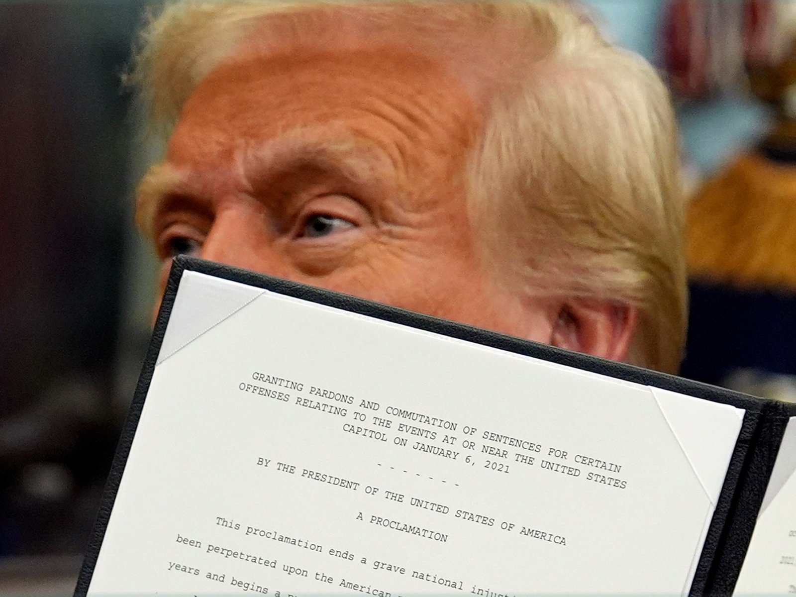 किंमतीसाठी माफी? डोनाल्ड ट्रम्प यांनी अध्यक्षीय माफीची पुनर्कल्पना कशी केली | डोनाल्ड ट्रम्प बातम्या