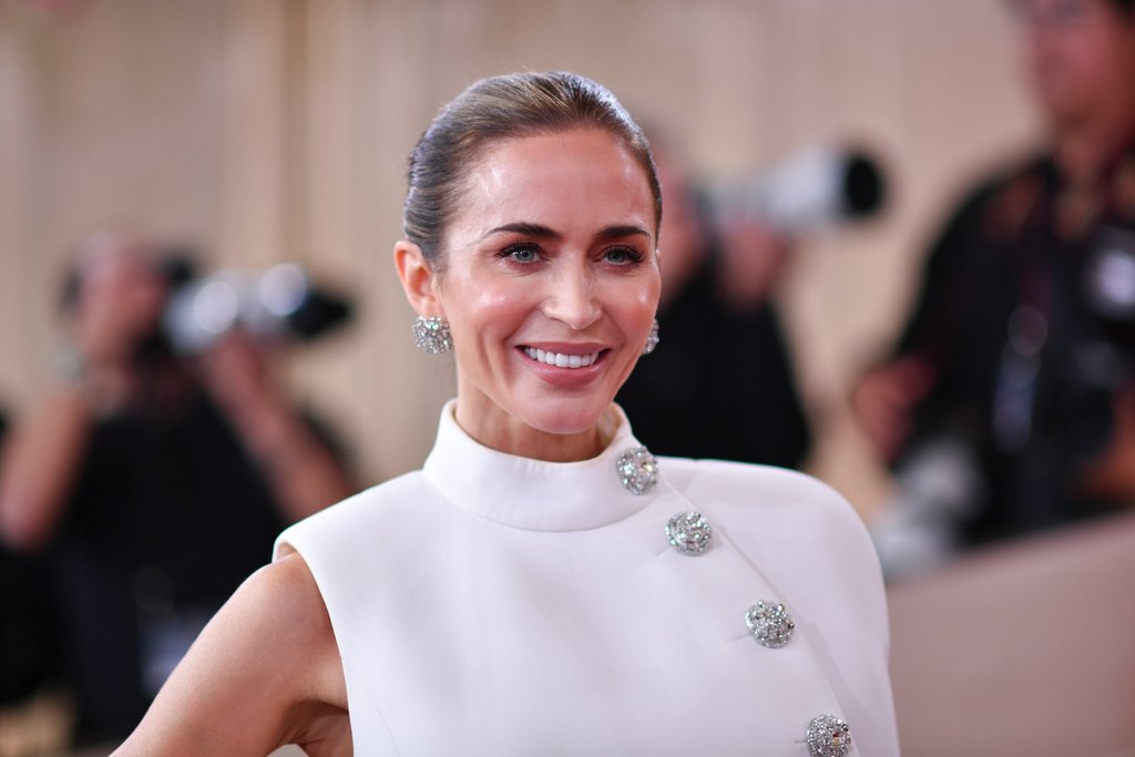 एमिली ब्लंट, महत्त्वाच्या गोष्टींवर लक्ष केंद्रित करा – द मर्क्युरी न्यूज