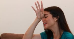 मारिआनेला व्हॅल्व्हर्डे प्राणिसंग्रहालयात तिच्याकडे किती दुर्लक्ष झाले आणि त्यामुळे ती कशी लक्ष केंद्रीत झाली हे प्रकट करते