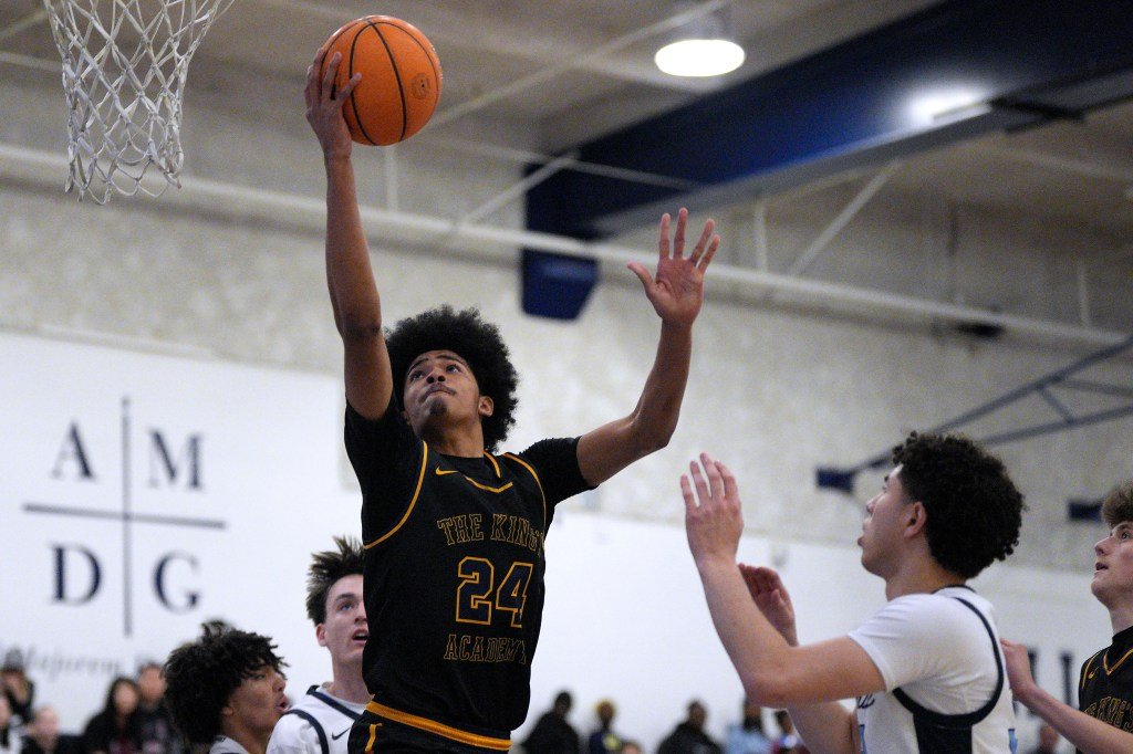 CCS बास्केटबॉल प्लेऑफ: शुक्रवारचे गुण, अद्यतनित वेळापत्रक