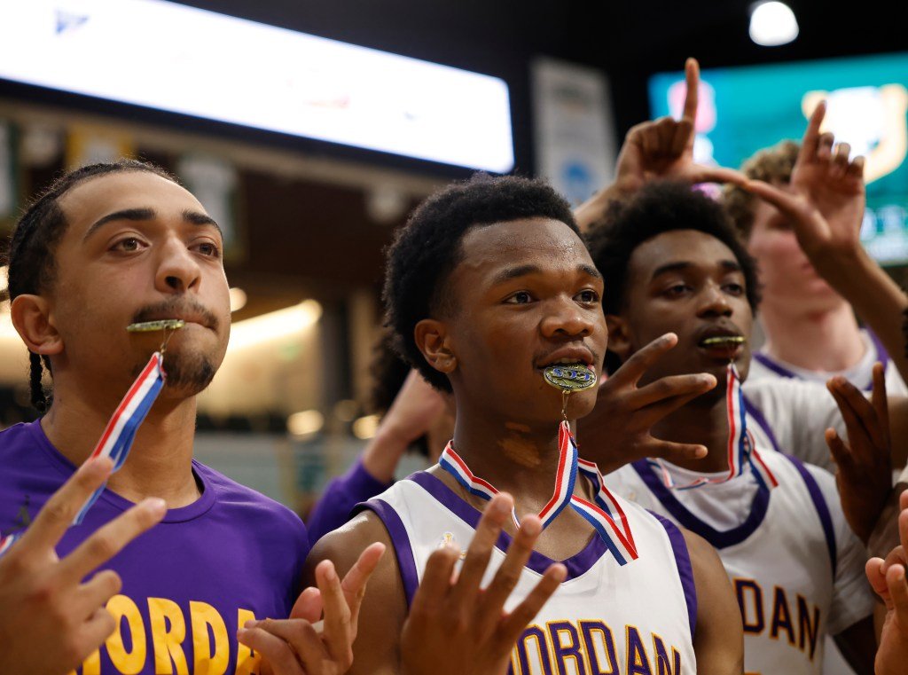 सीसीएस ओपन थ्री-पीटसाठी रिओर्डनचे सेंट इग्नेशियसचे वर्चस्व