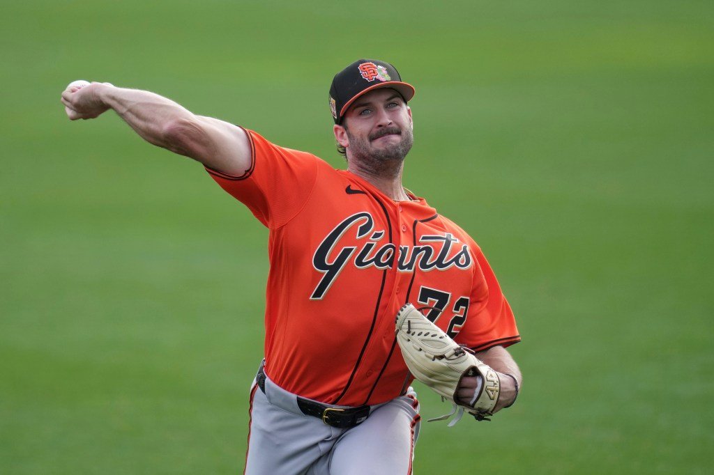 ट्रेव्हर मॅकडोनाल्ड उष्णता आणतो, दोन बाहेर मारतो