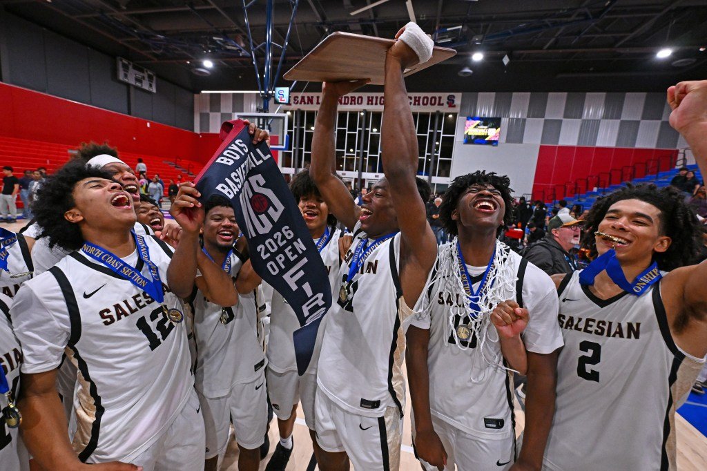 सेल्सियनने एनसीएस ओपनच्या अंतिम फेरीत क्लेटन व्हॅलीला धक्का दिला. पण वाचलो.