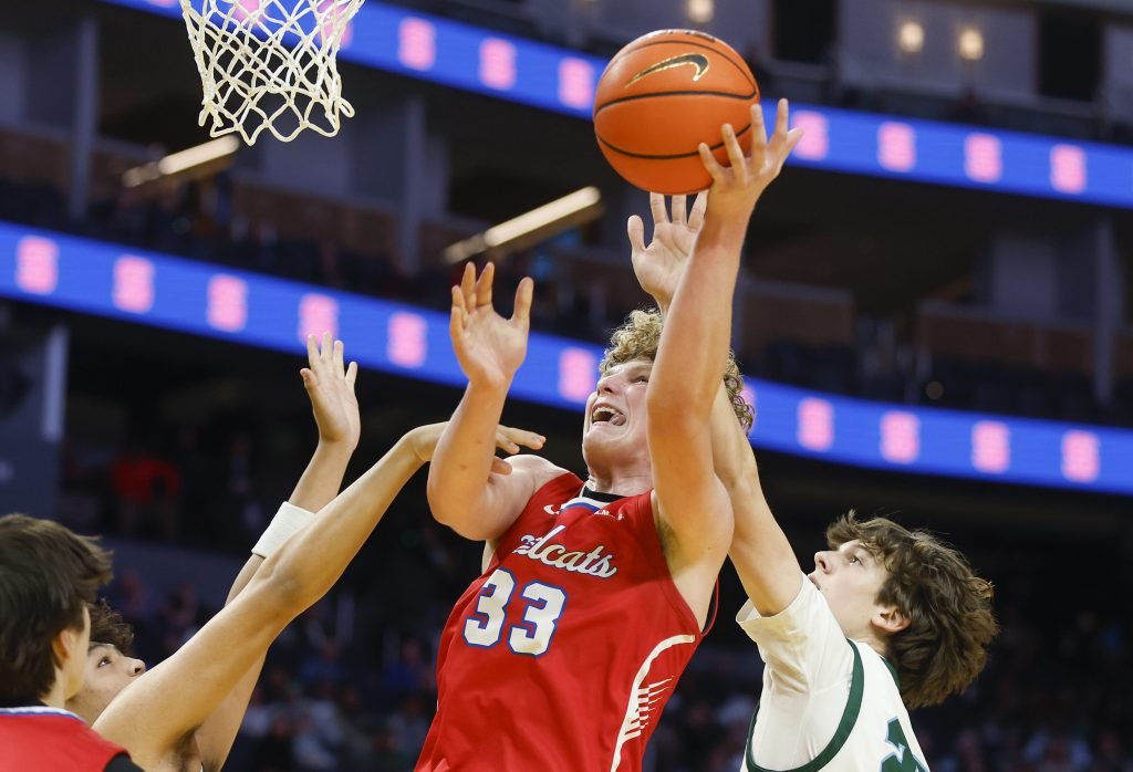 सेंट इग्नेशियसने शेल्डनला राउट करून त्याच्या पहिल्या NorCal ओपन गेमचा सर्वाधिक फायदा घेतला