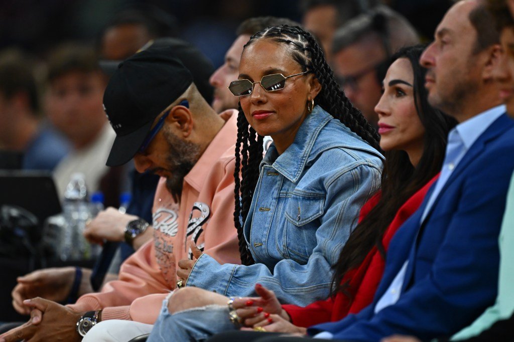 ॲलिसिया कीज, तुमची शक्ती काळजीपूर्वक चॅनल करा – मर्क्युरी न्यूज