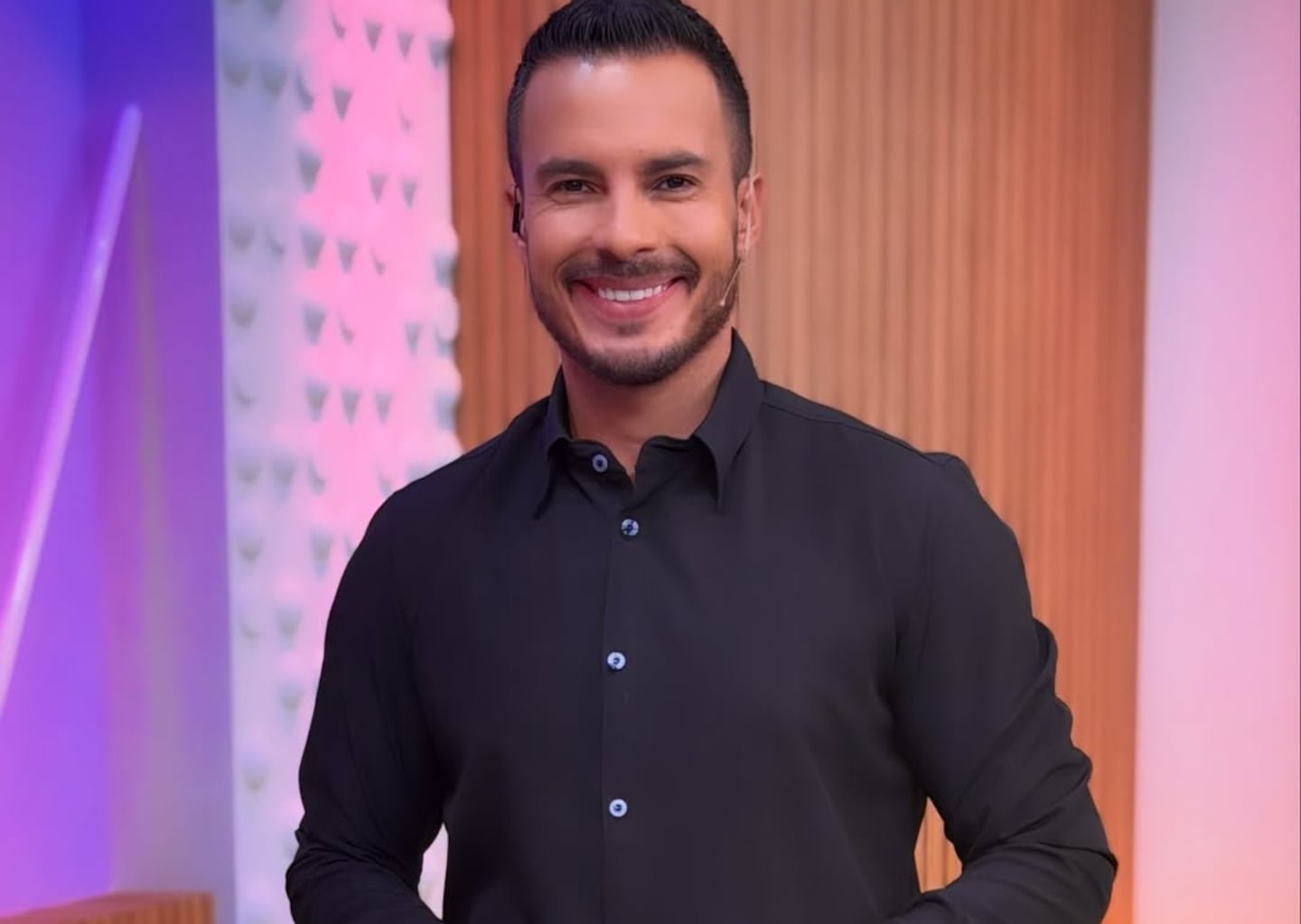 सादरकर्ता ज्युलिओ सोलिसने आरोग्याच्या समस्या उघड केल्या ज्याने त्याला जवळजवळ पराभूत केले