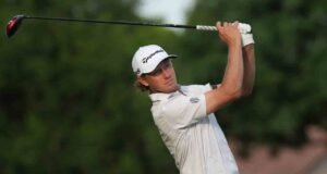 बर्डीजच्या मालिकेने ऑस्टिन स्मोदरमनला कॉग्निझंट क्लासिकमध्ये सुरुवातीच्या आघाडीवर नेले