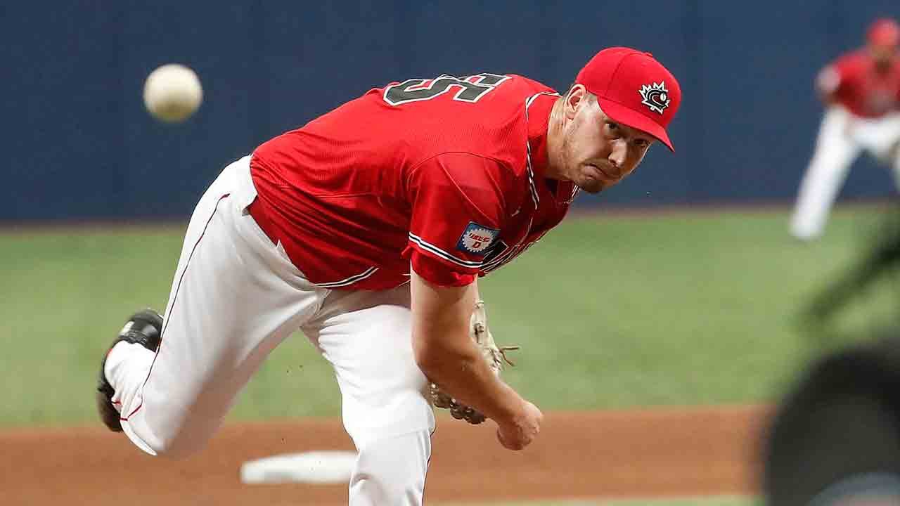 कॅनडाने डब्ल्यूबीसी रोस्टरवर लोवेनच्या जागी डायक्शहूर्नची नियुक्ती केली