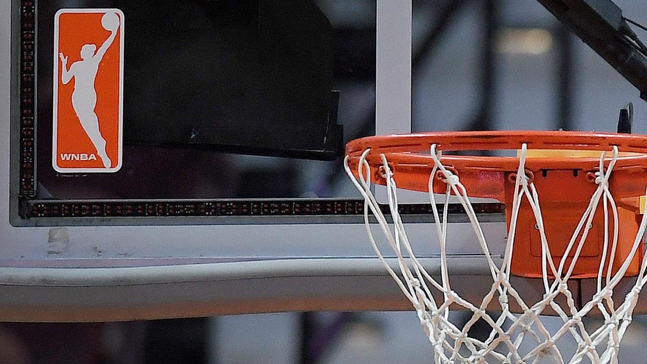 AP स्रोत: प्लेयर्स युनियनने WNBA साठी महसूल वाटणी आणि गृहनिर्माण सवलतींचा प्रस्ताव दिला आहे