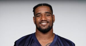 फाल्कन्स फायर असिस्टंट डिफेन्सिव्ह लाइन प्रशिक्षक लॅट्रॉय लुईस