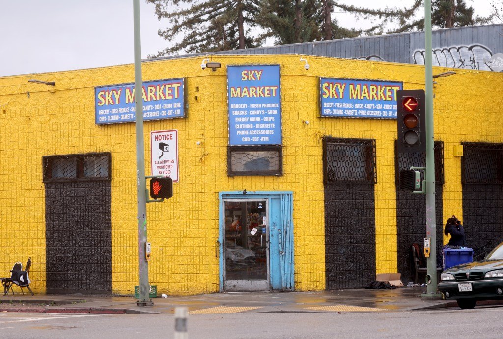 ओकलँड तिहेरी हत्याकांडातील तिसरा संशयित अटक