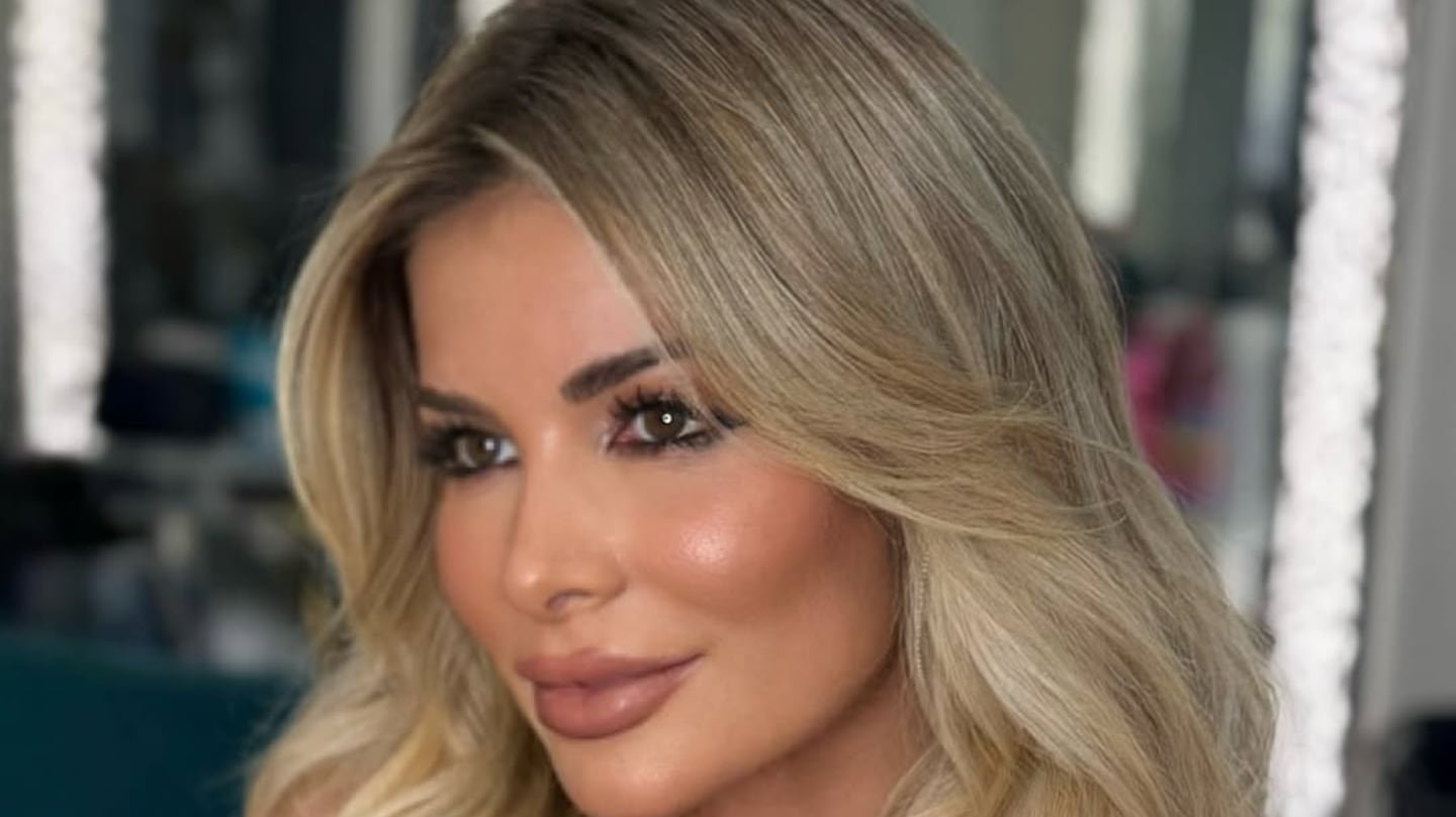 (व्हिडिओ) हे लिओनोरा जिमेनेझचे विक्रीसाठी नेत्रदीपक घर आहे