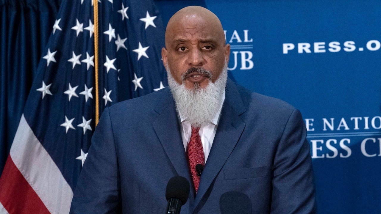 अहवाल: टोनी क्लार्क यांनी एमएलबीपीए कार्यकारी संचालक म्हणून राजीनामा दिला