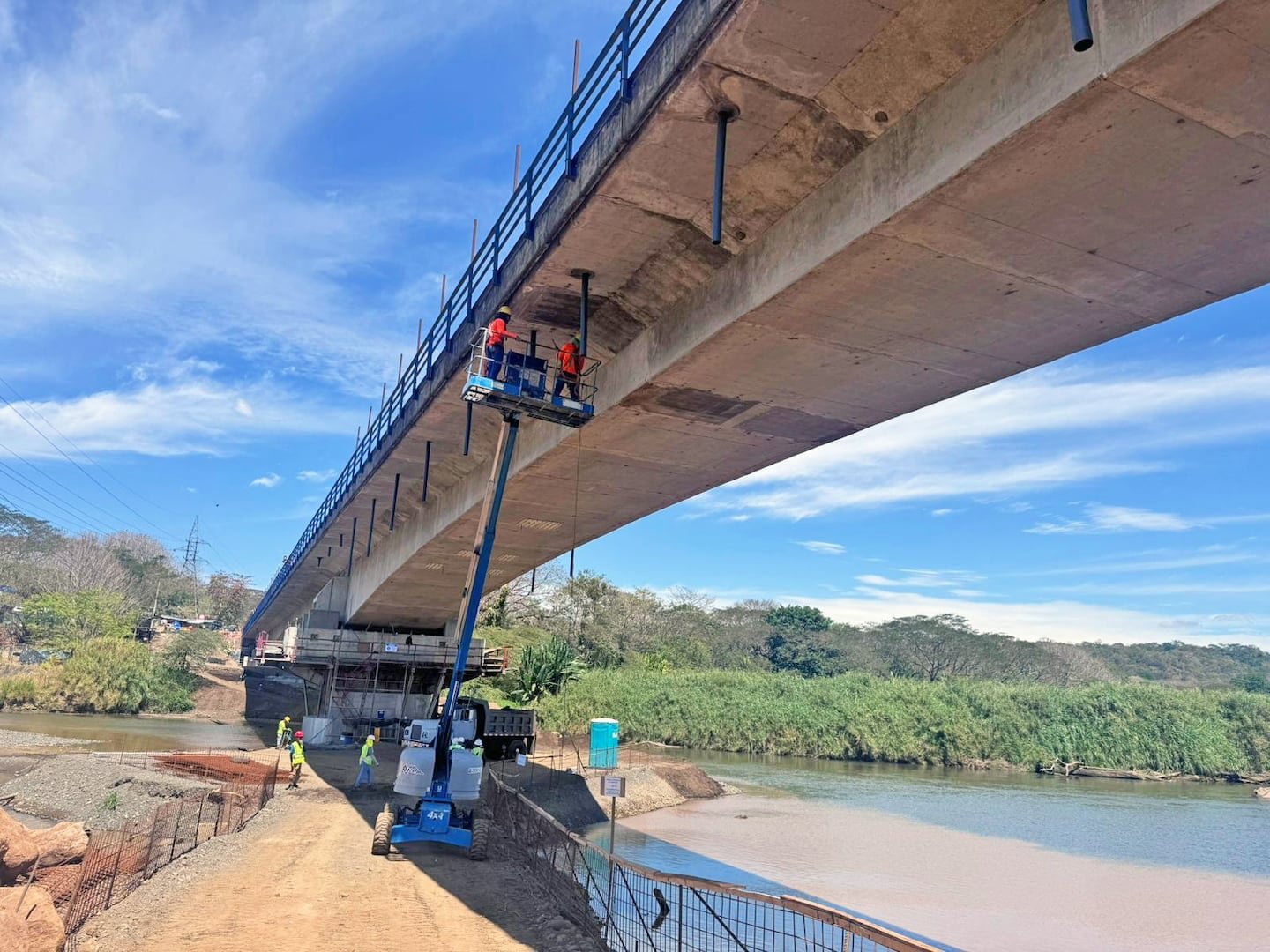 तारकोल्स नदीवरील पूल या शनिवारपासून वाहतुकीच्या दोन्ही मार्गांसह पुन्हा खुला होईल