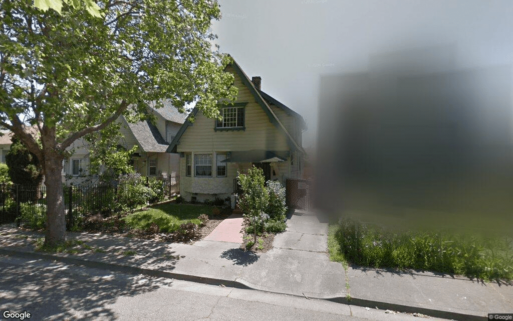 ऑकलंडमधील चार बेडरूमचे घर $1.1 दशलक्षला जाते